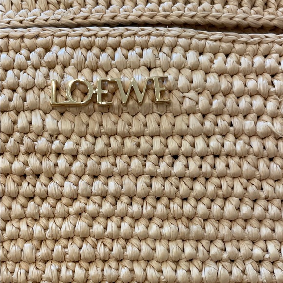 Loewe puzzle raffia Bag - Picture 9 of 11